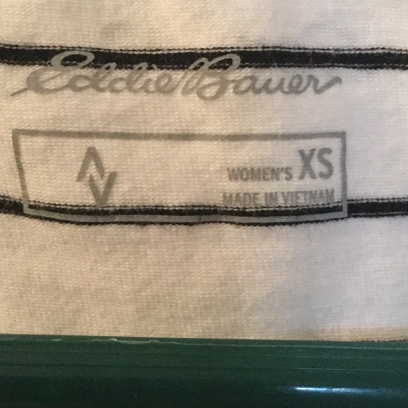 Eddie bauer women’s t-shirt - Picture 3 of 3
